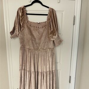 Baltic Born champagne velvet midi dress with stretchy fabric on the top size xxl